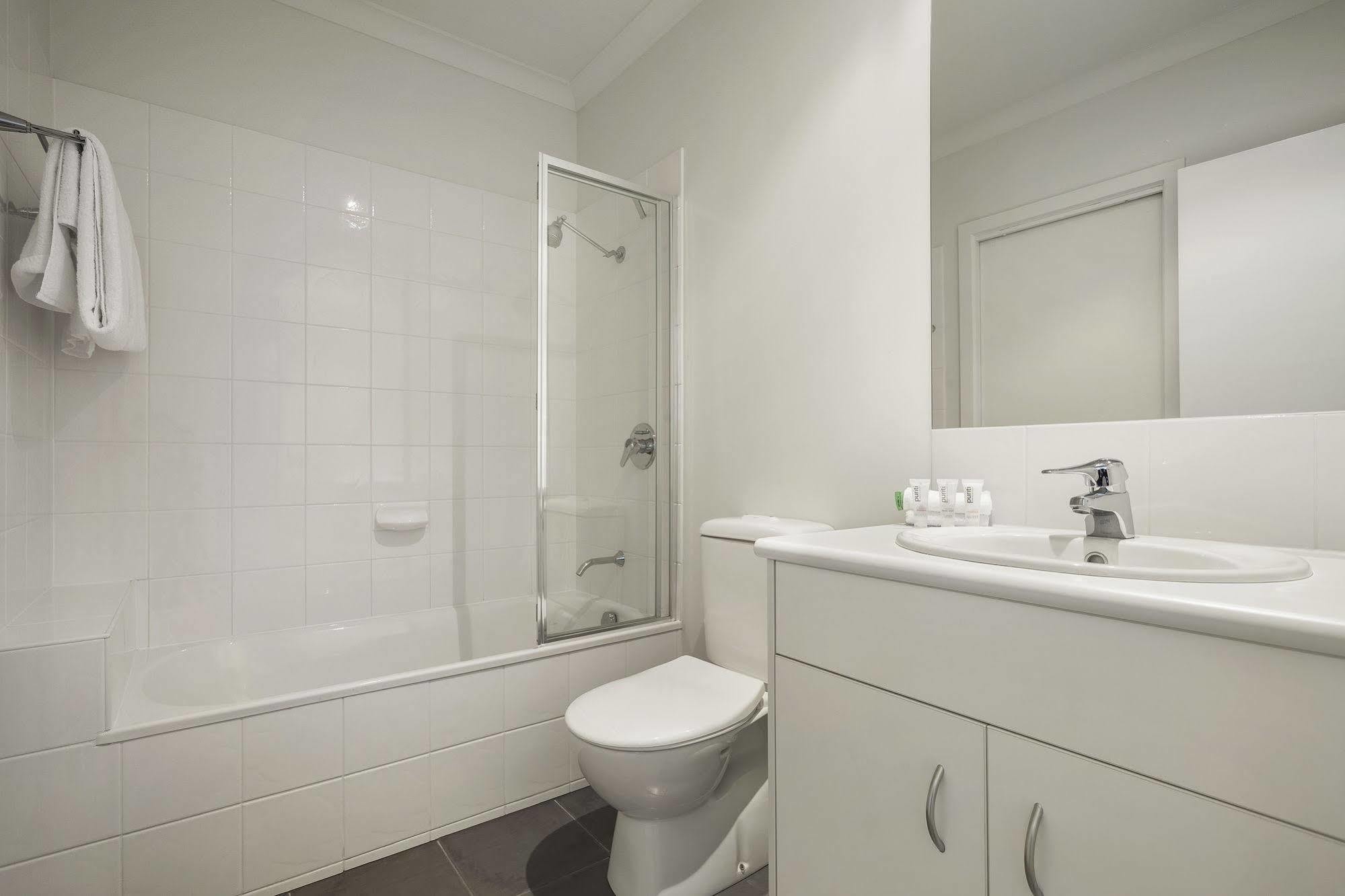 Quest Sanctuary Lakes Point Cook Kamer foto